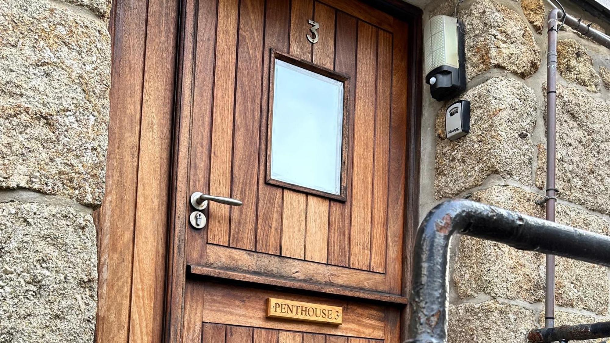 Penthouse 3 - Spacious Harbourside Apartment With Stunning Sea Views Penzance Buitenkant foto